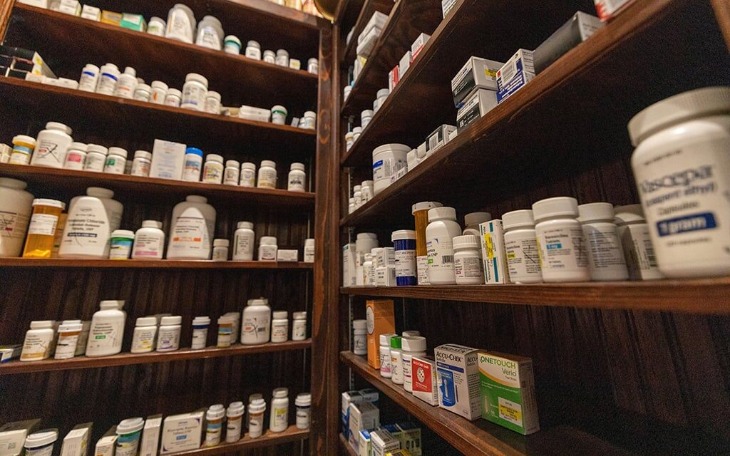 Black Market Prescription Drugs Available